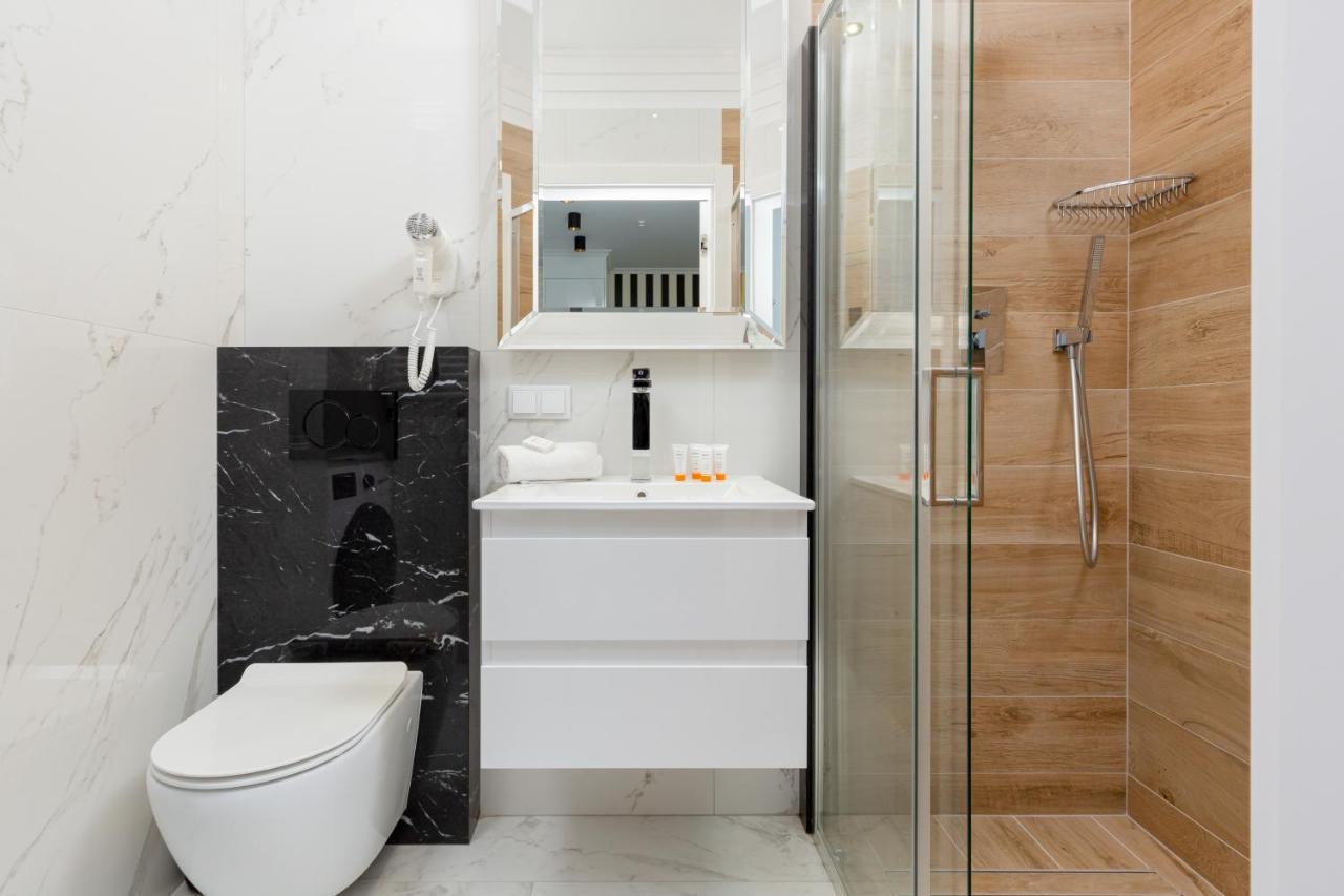 Mennica Residence - City Center Apartments By Noclegi Renters Варшава Экстерьер фото