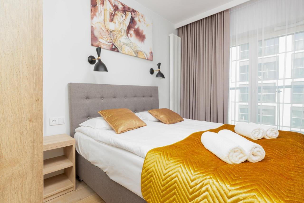 Mennica Residence - City Center Apartments By Noclegi Renters Варшава Экстерьер фото